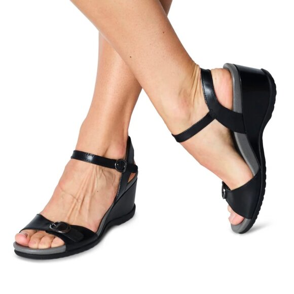 NEW Dansko Arielle Wedge Sandals - Leather For Women in black 253 - Picture 1 of 8